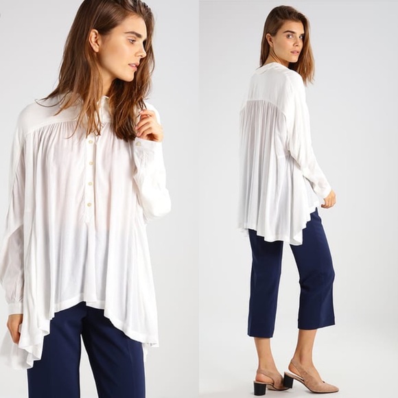 Free People Tops - Free People Ivory Lovely Day blouse XS & Small